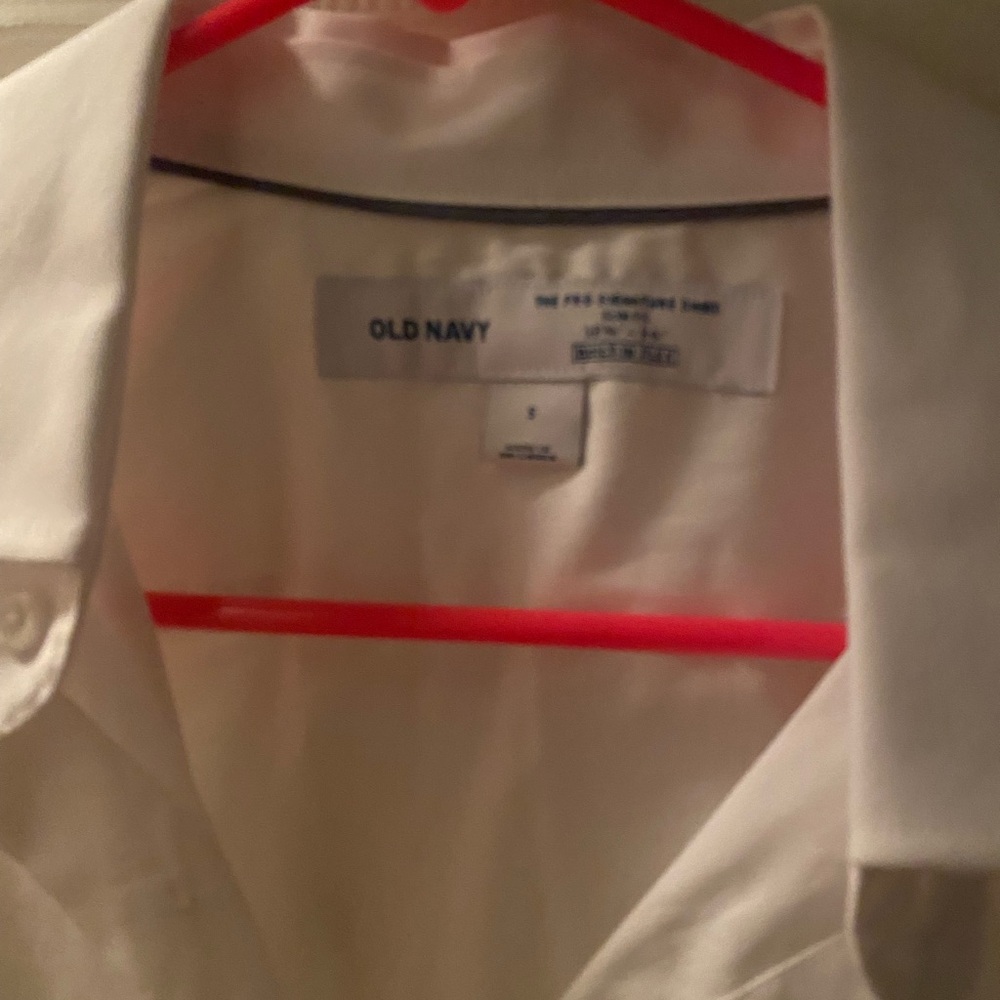 Button down - Picture 2 of 4